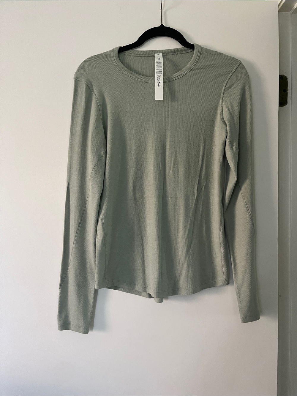 lululemon athletica Long Sleeve Crewneck Top - Sage